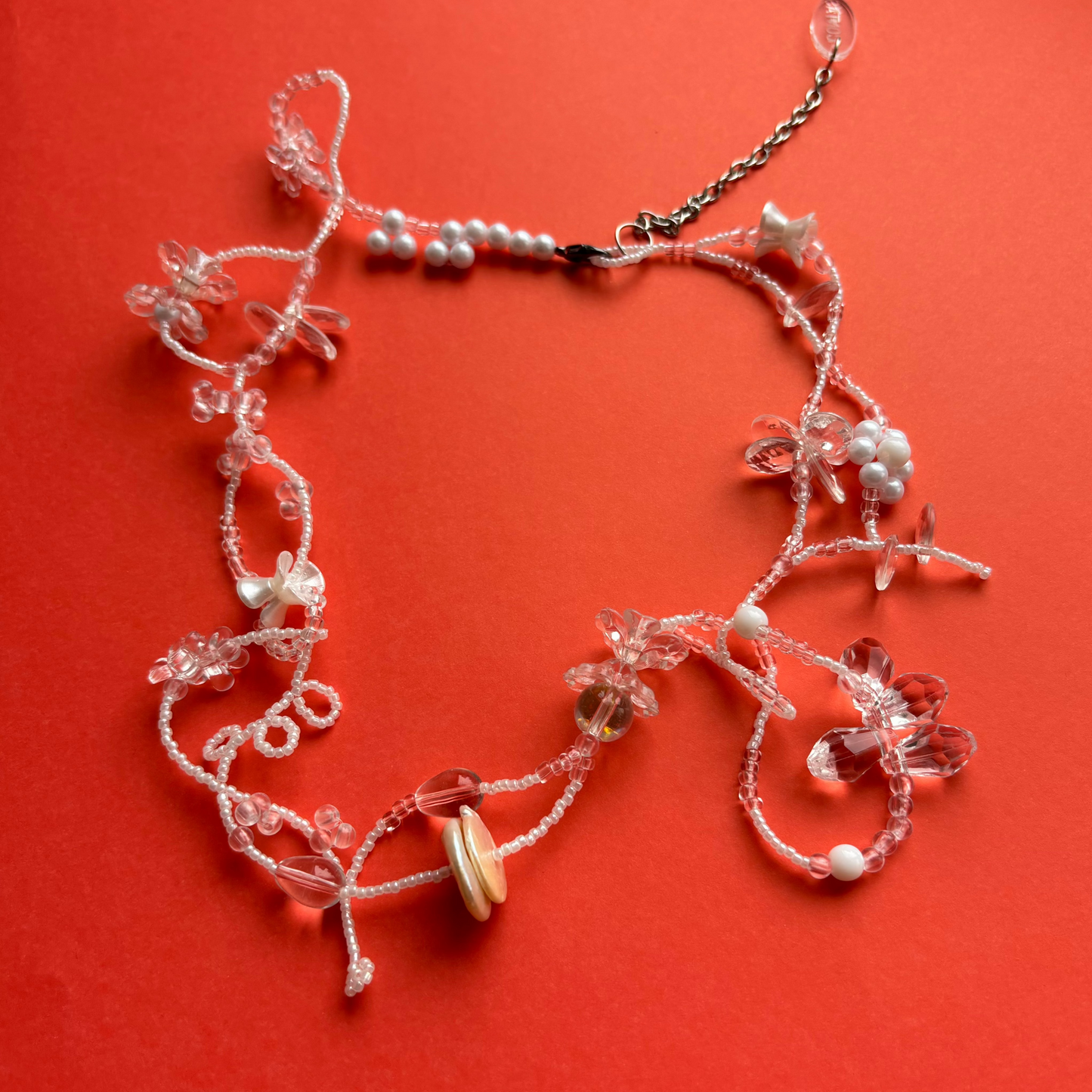 White & Twisted Necklace