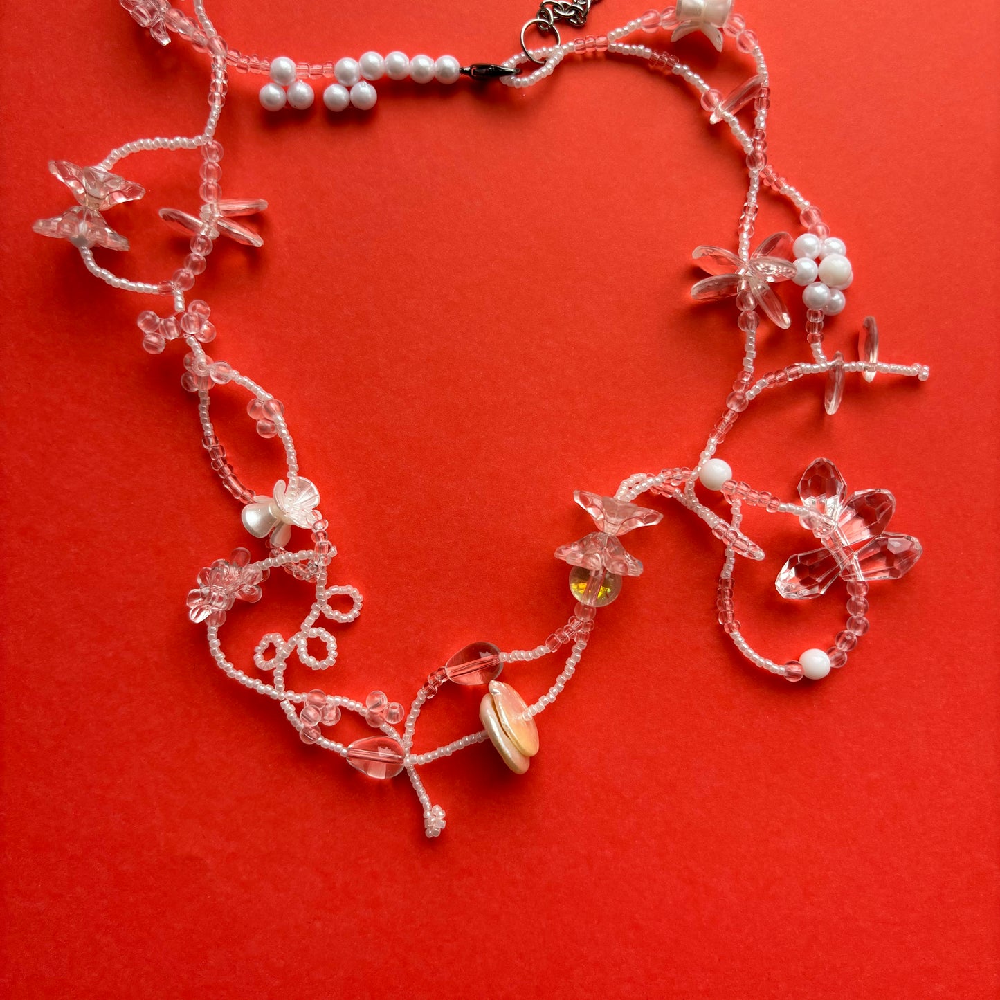 White & Twisted Necklace