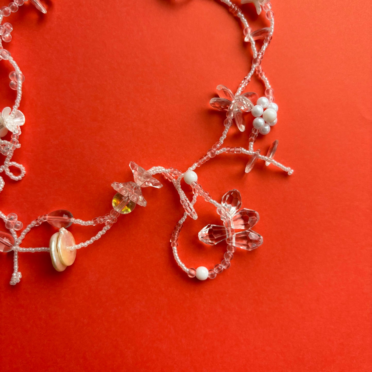 White & Twisted Necklace