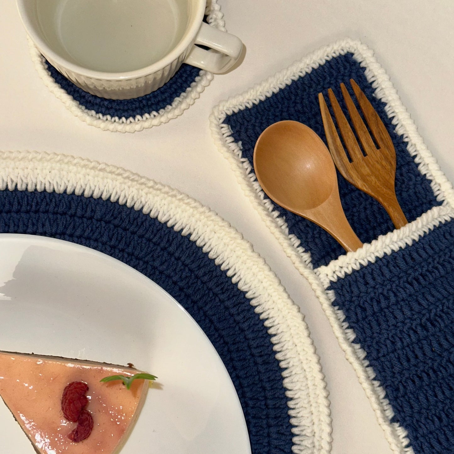 Round Dining Set