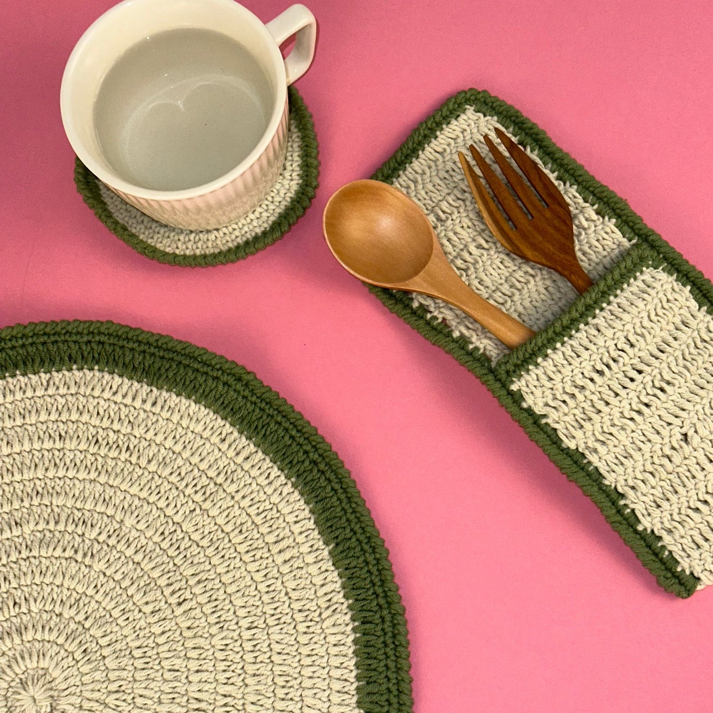 Round Dining Set