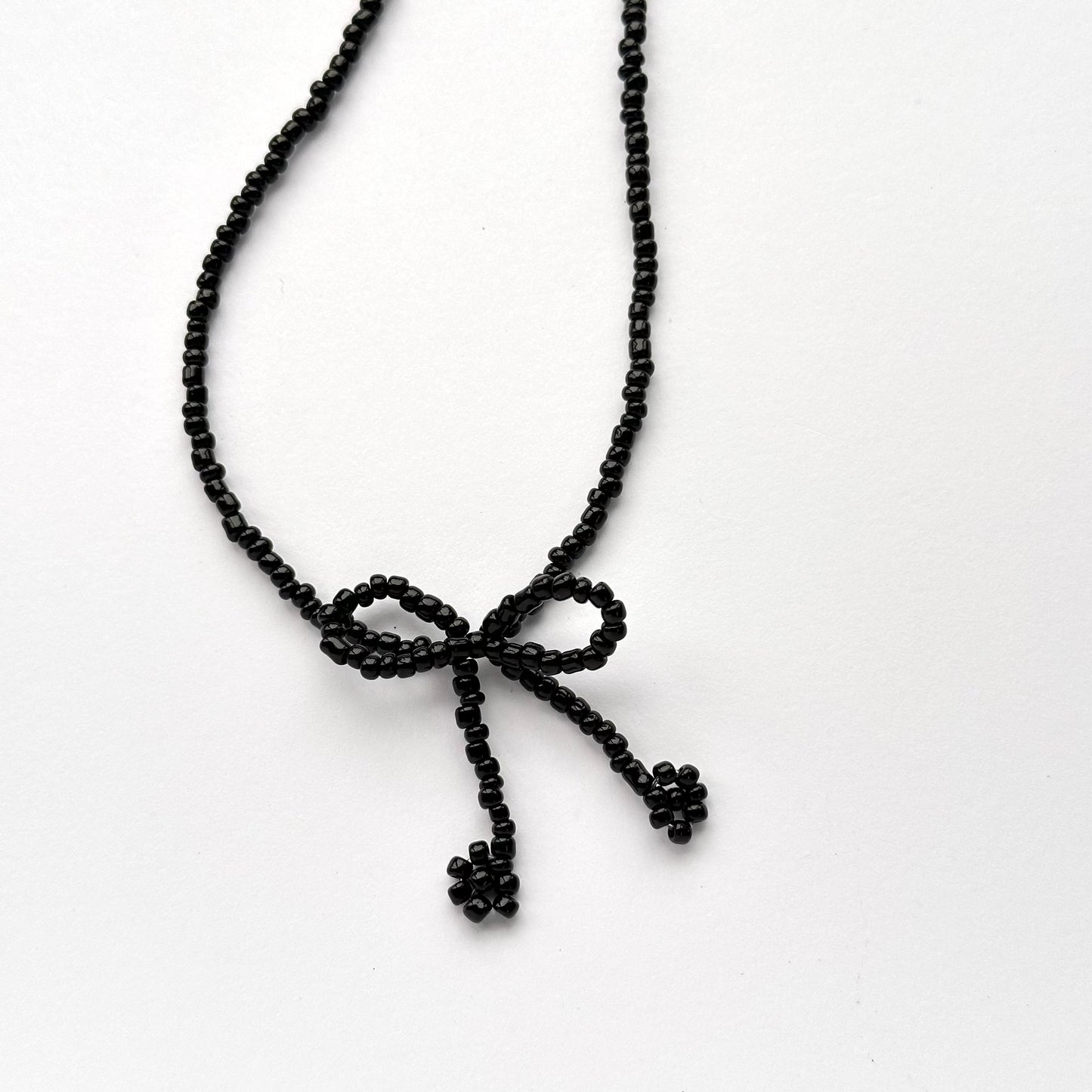 Simple Ribbon Necklace