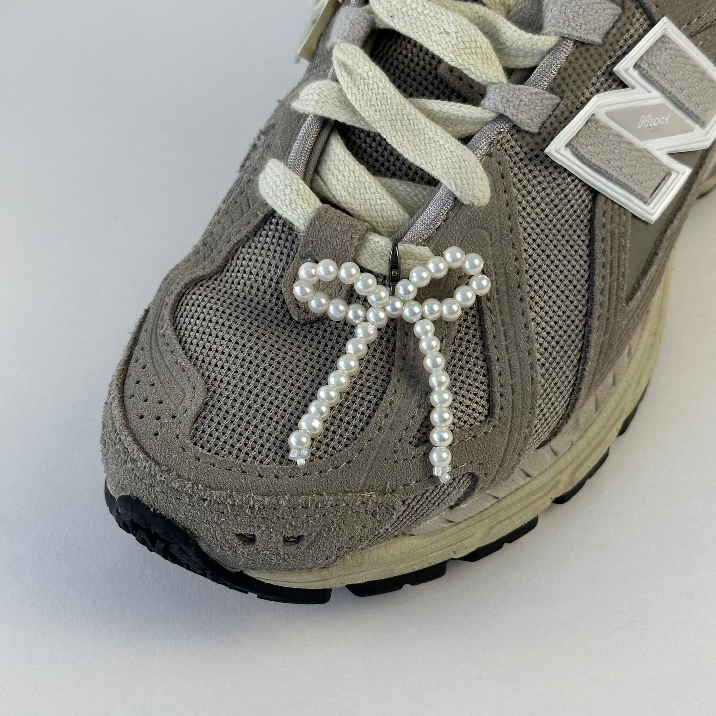 Ribbon Shoe Charm