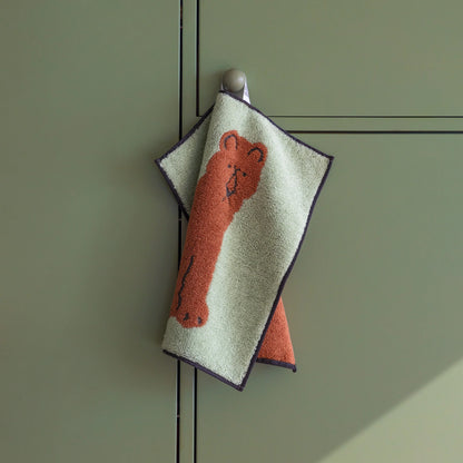 Lioness Hand Towel - Mint