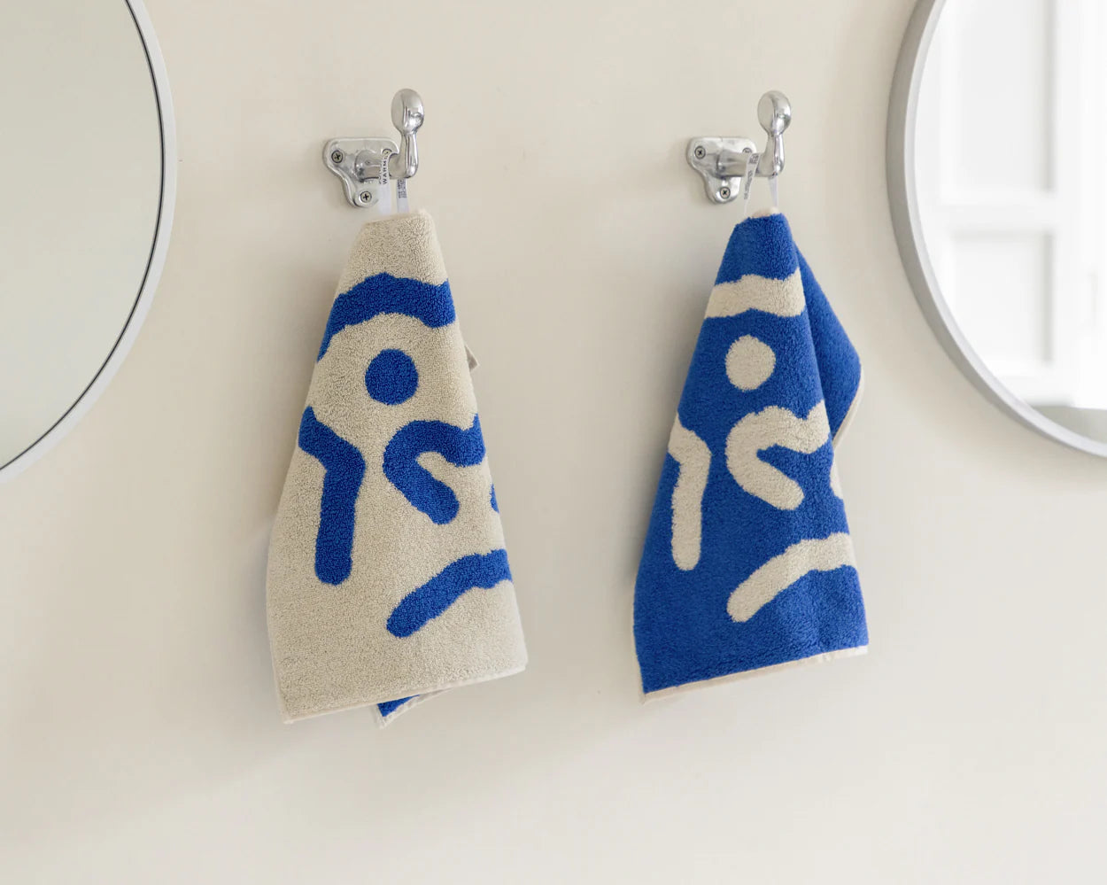 Gorilla Hand Towel - Blue