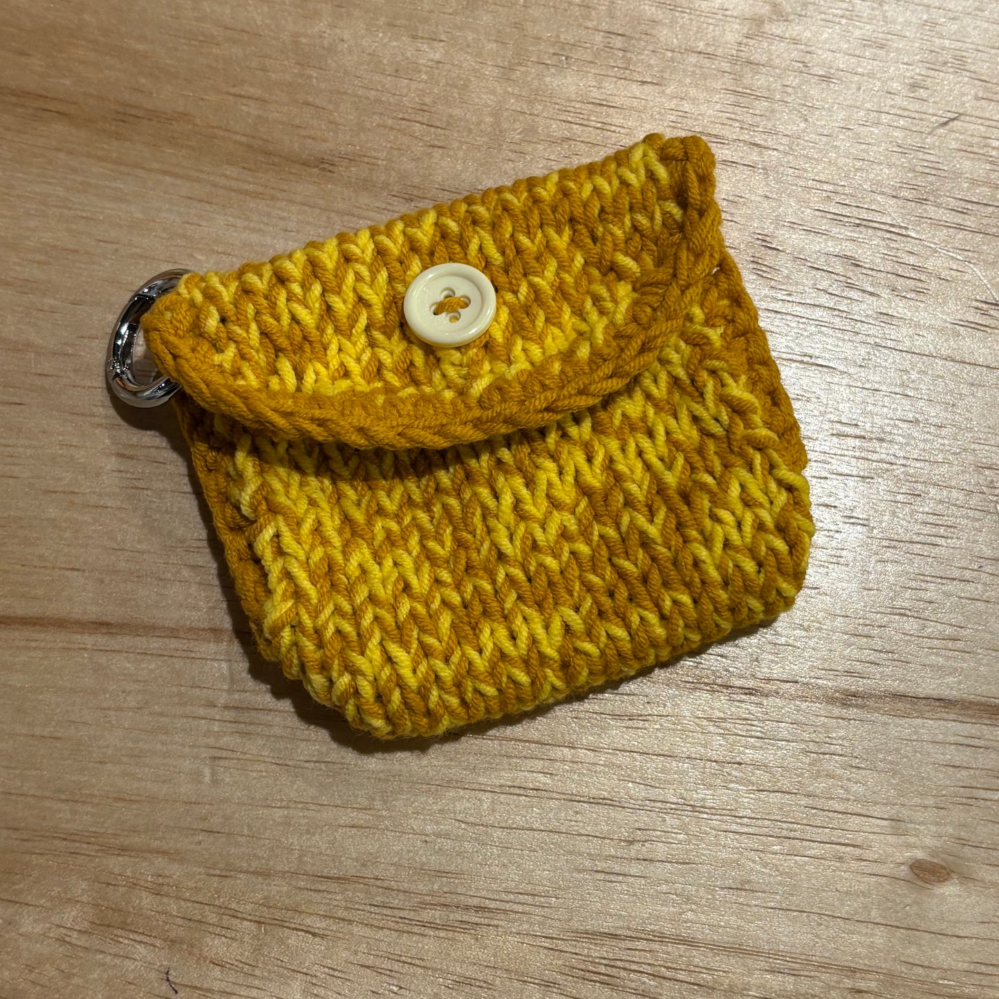 Zig Zag Button Coin Purse