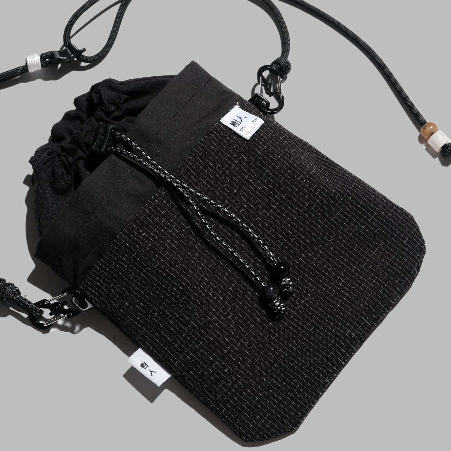 Storm Kin Pouch/Black