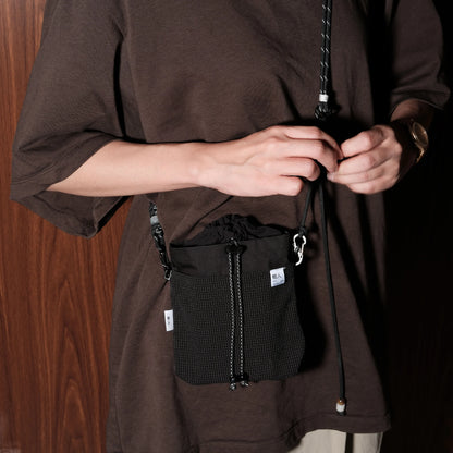 Storm Kin Pouch/Black