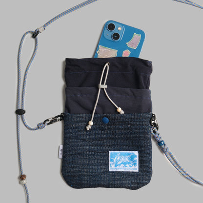 Ocean Kin Pouch/Blue
