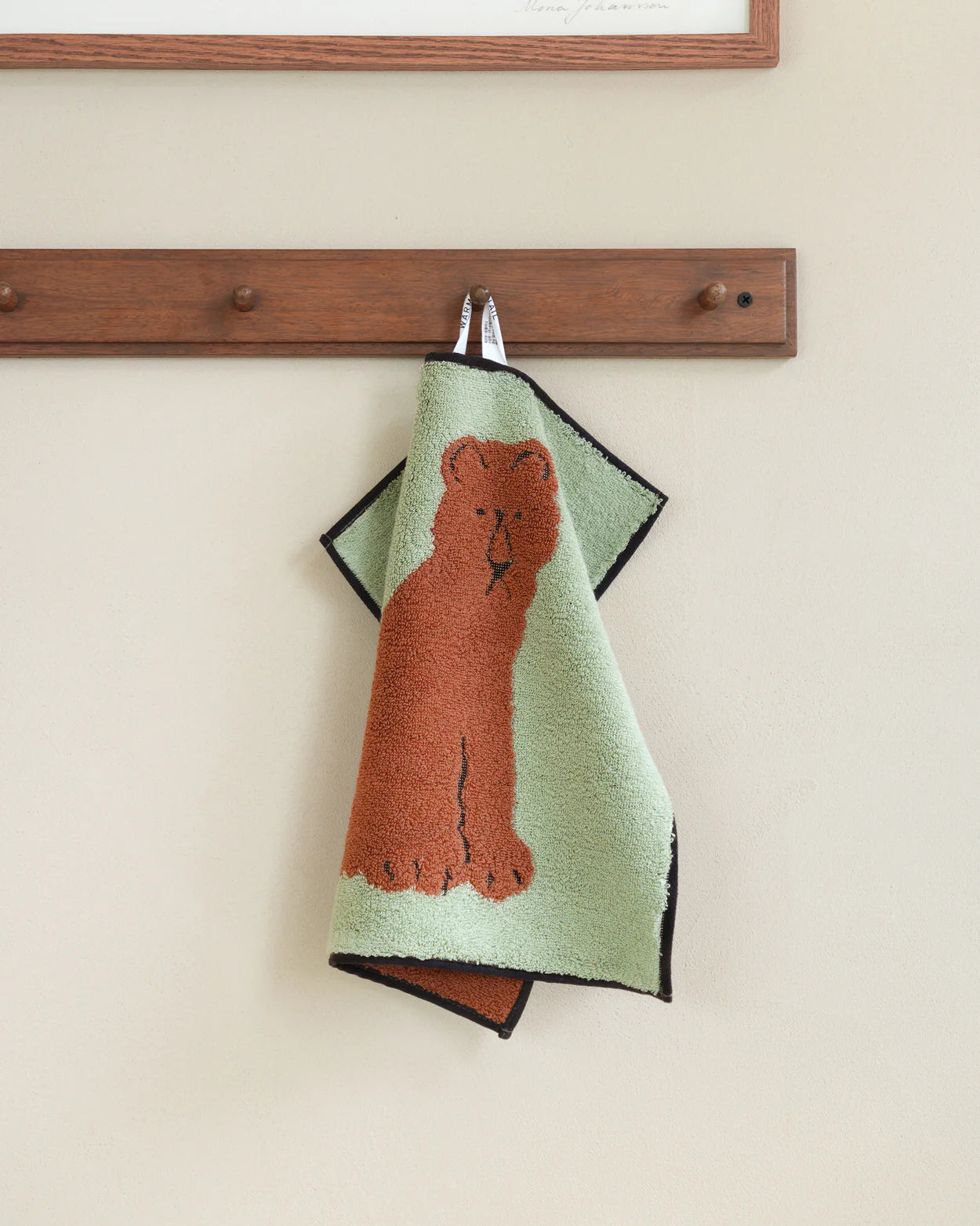 Lioness Hand Towel - Mint